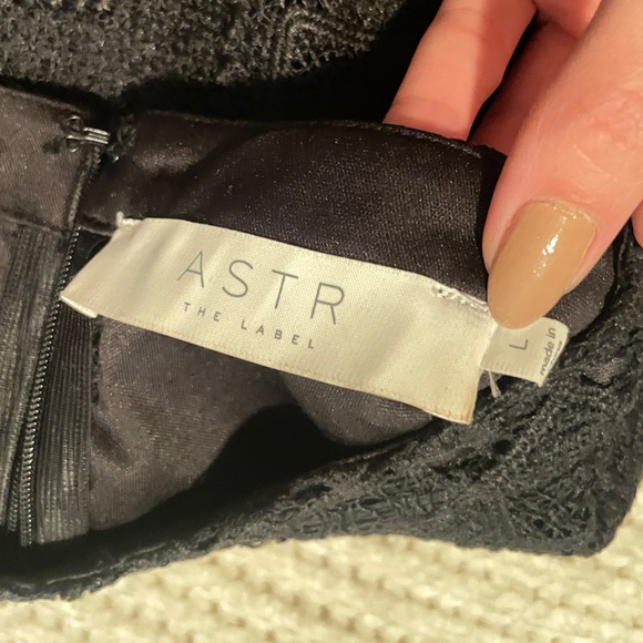 ASTR the Label Black Lace Shift Sleeveless Mini Dress - Picture 7 of 7